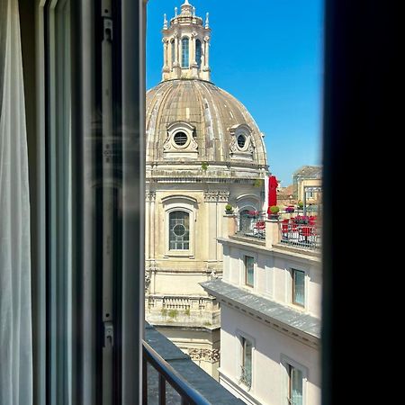 Elegant And Luxury Apartment @Altare Della Patria Рим Екстериор снимка