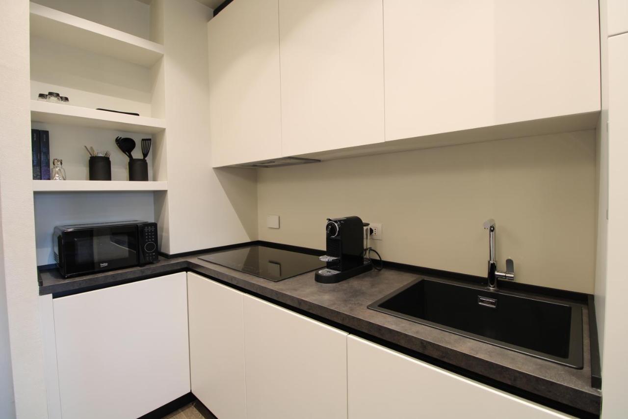 Elegant And Luxury Apartment @Altare Della Patria Рим Екстериор снимка