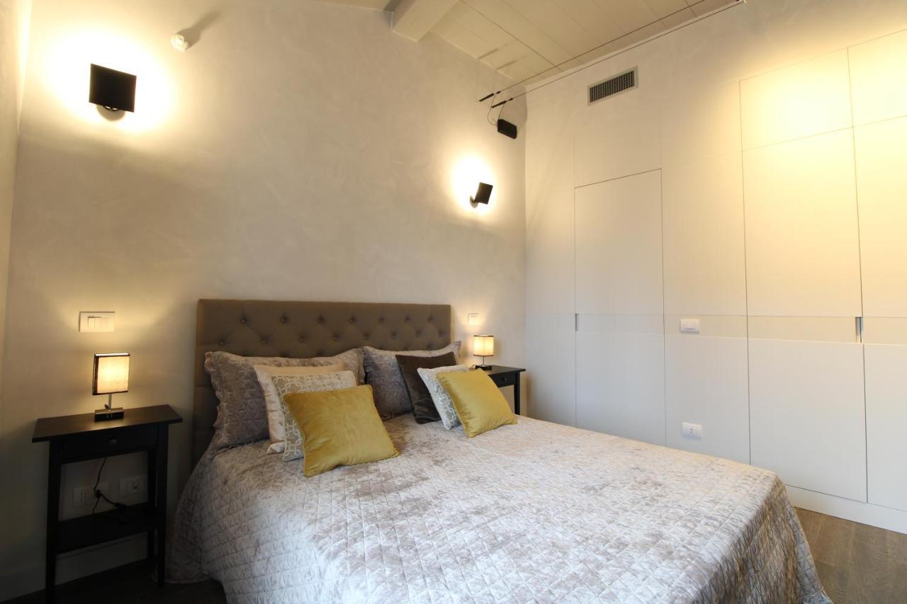 Elegant And Luxury Apartment @Altare Della Patria Рим Екстериор снимка
