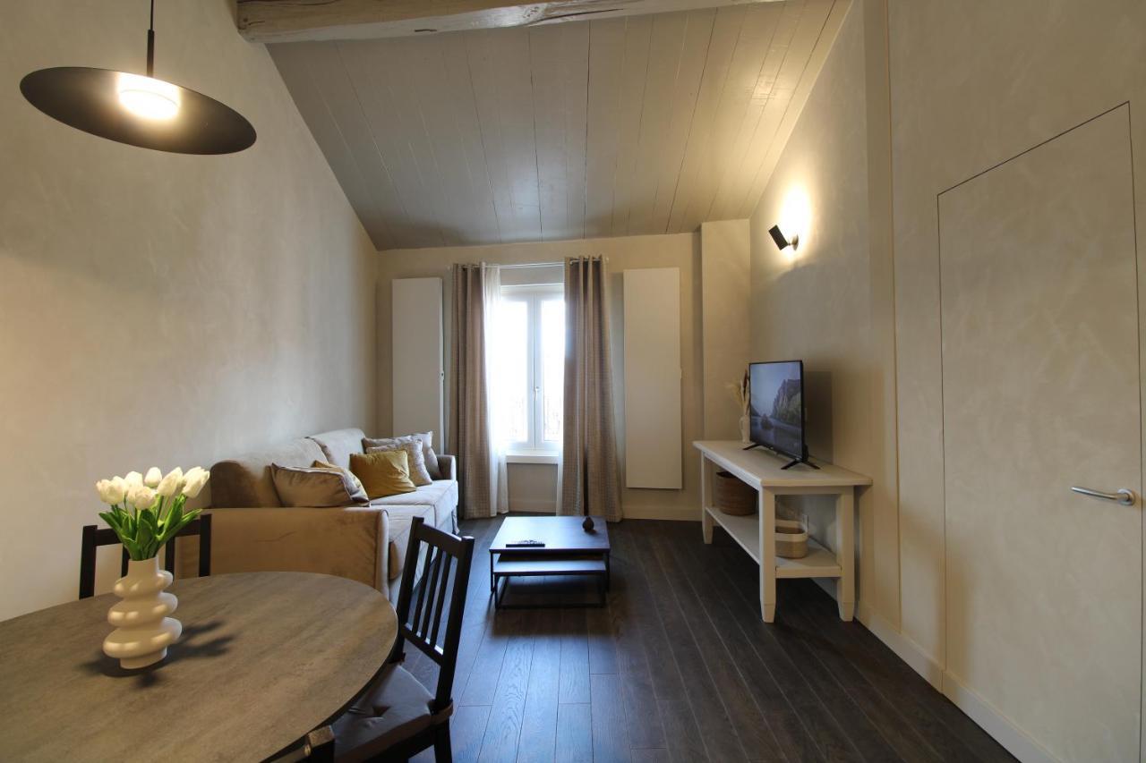 Elegant And Luxury Apartment @Altare Della Patria Рим Екстериор снимка